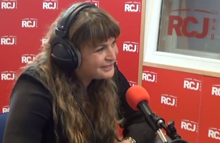 Chloé Saada /  Paris – Tel Aviv:  « À la rencontre de la cuisine israélienne » aux éditions Hachette Cuisine