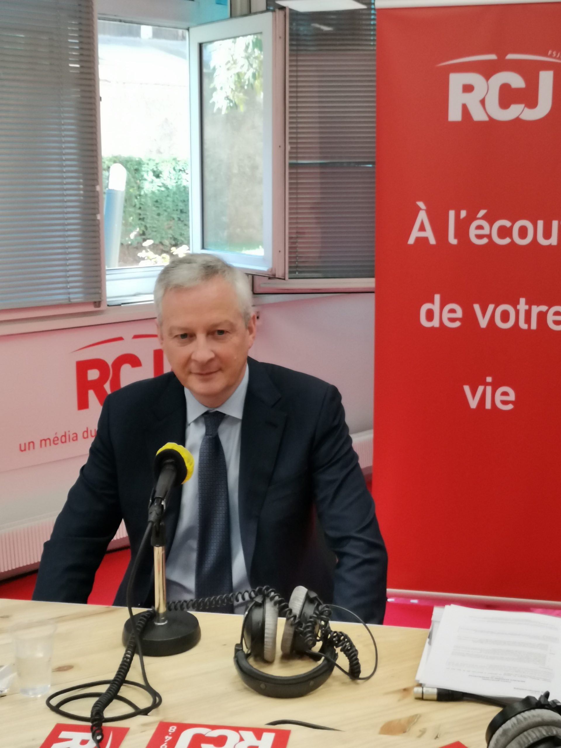 Lire la politique – Luce Perrot