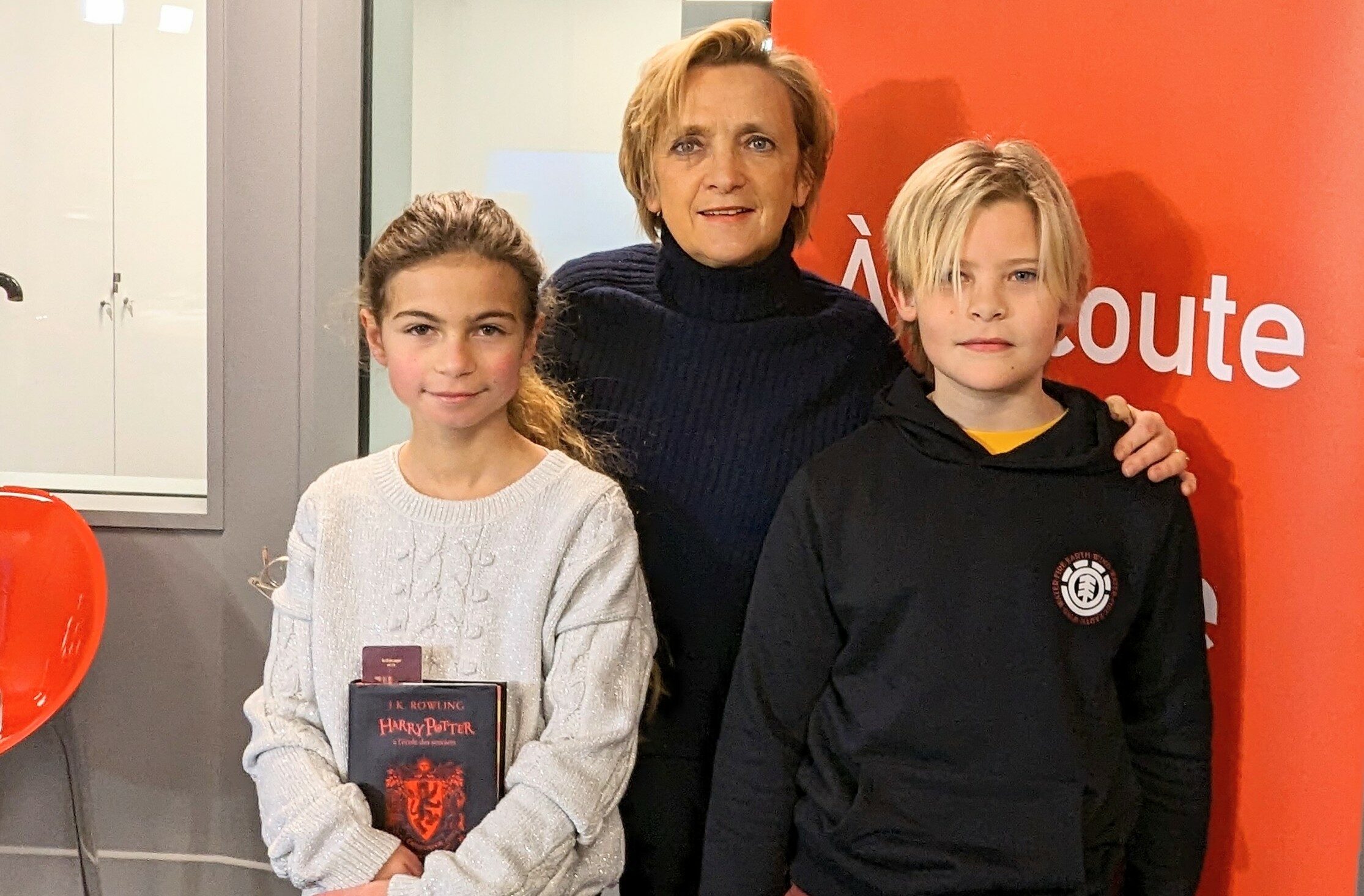 Paul Vaconsin, 10 ans en CM2 et Lucie Meuzard, 9 ans en CM1, sont les invités de Florence Berthout episode artwork