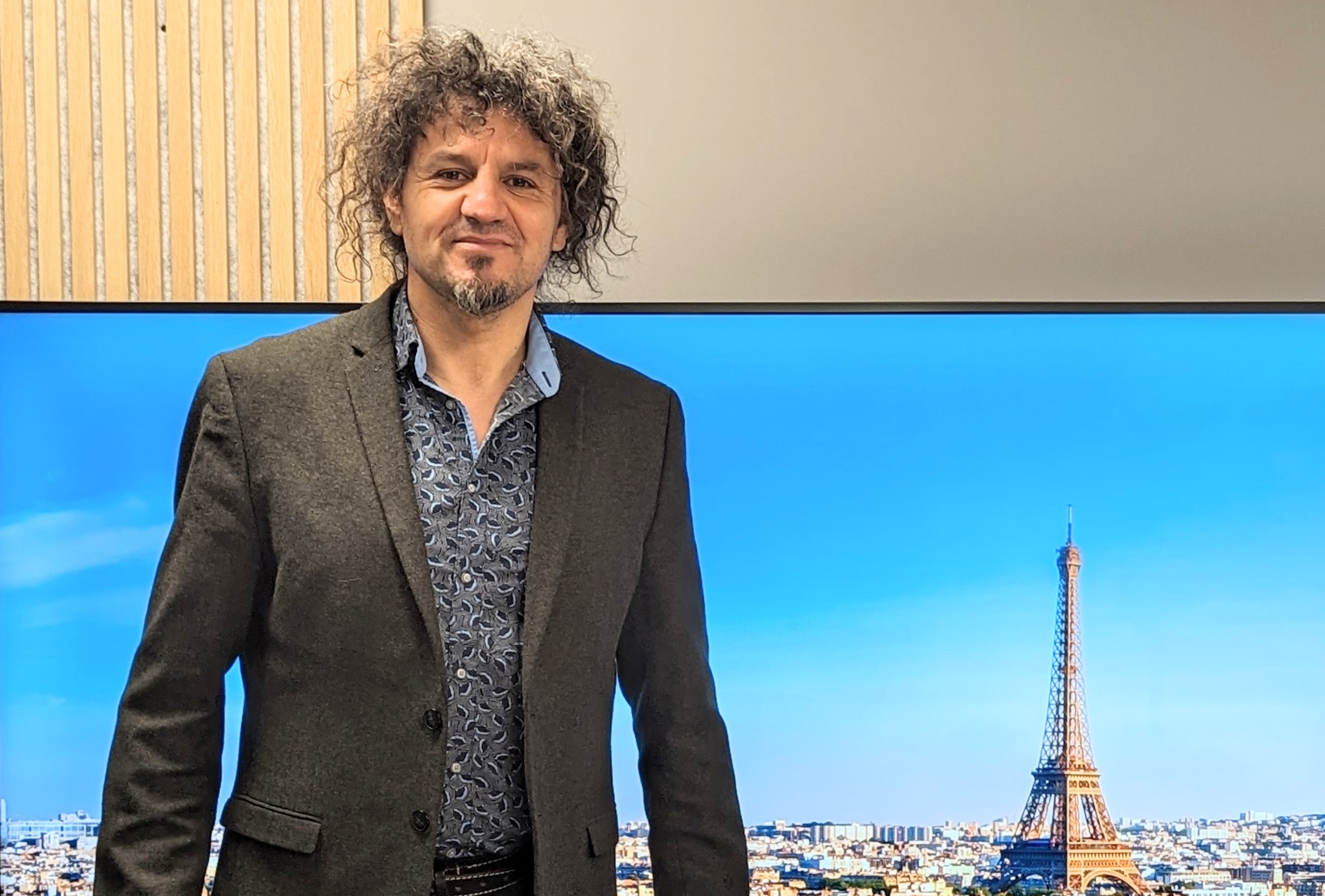 Karim Akouche, poète, romancier qui parlera du livre « Misère en Kabylie » d’Albert Camus episode artwork