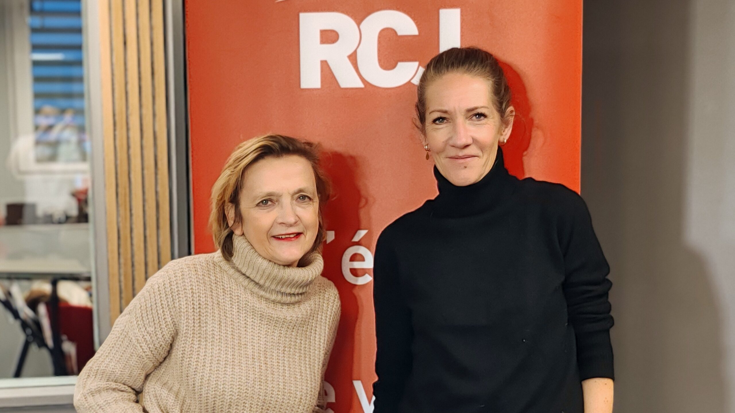 Noëlle Meimaroglou nous présente l’œuvre de Carine Pitocchi « Cosy Christmas Mystery » episode artwork