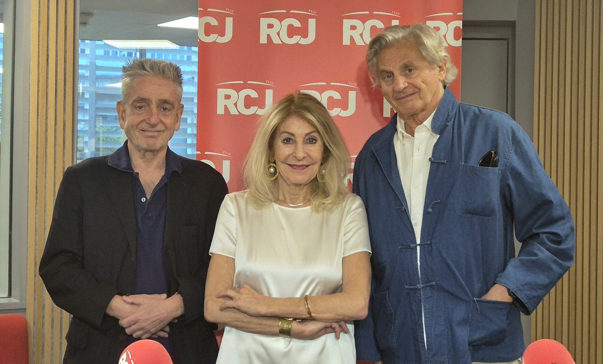 Alain Frachon, éditorialiste au Monde et Marc Sémo, journaliste ; tous deux fameux spécialistes des affaires internationales.