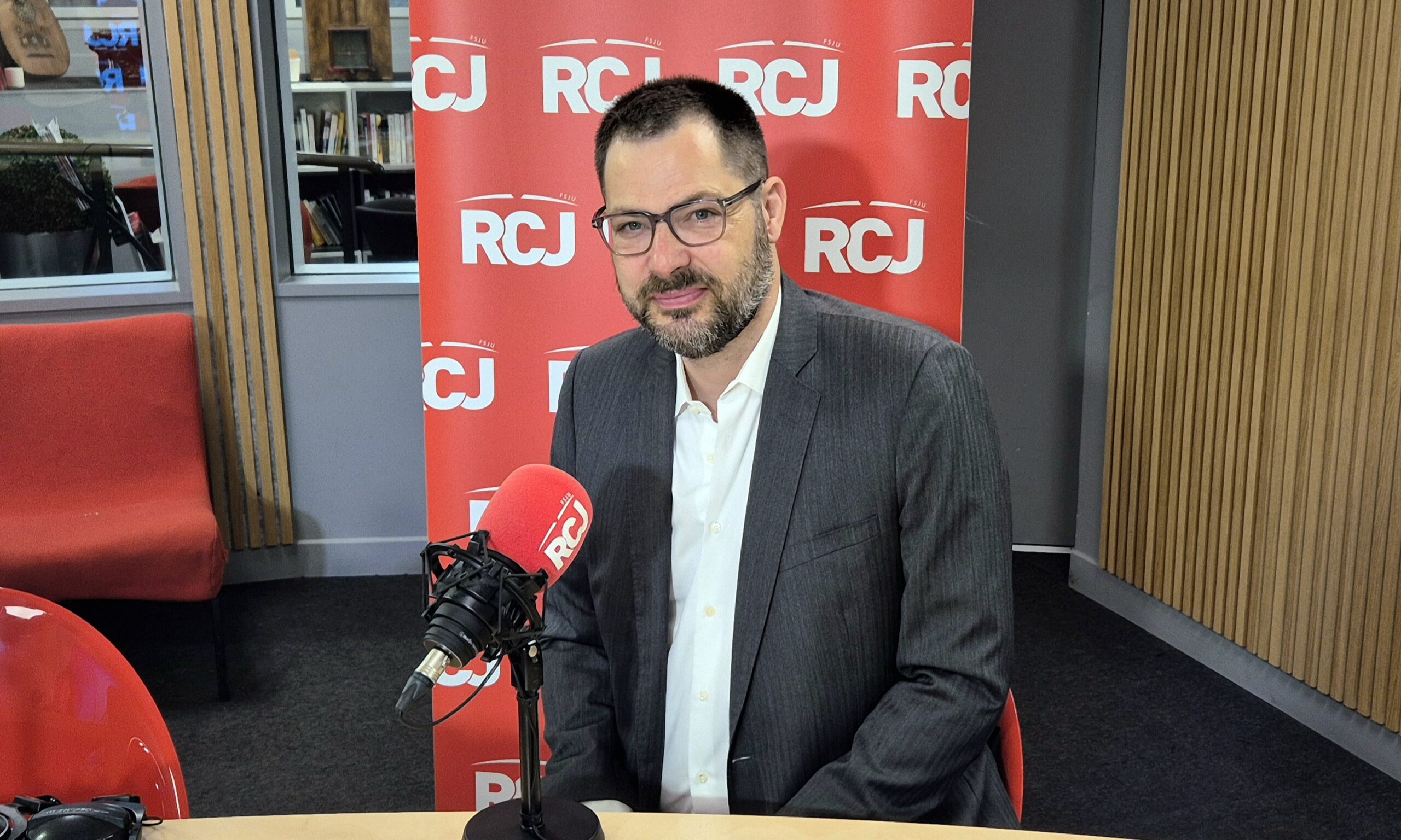François Devedjian, avocat episode artwork